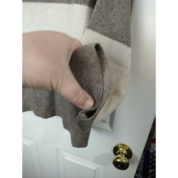 $ M Ema&Carla Wool Blend Cropped Long Sleeve Striped Sweater. Size S - Picture 5 of 11